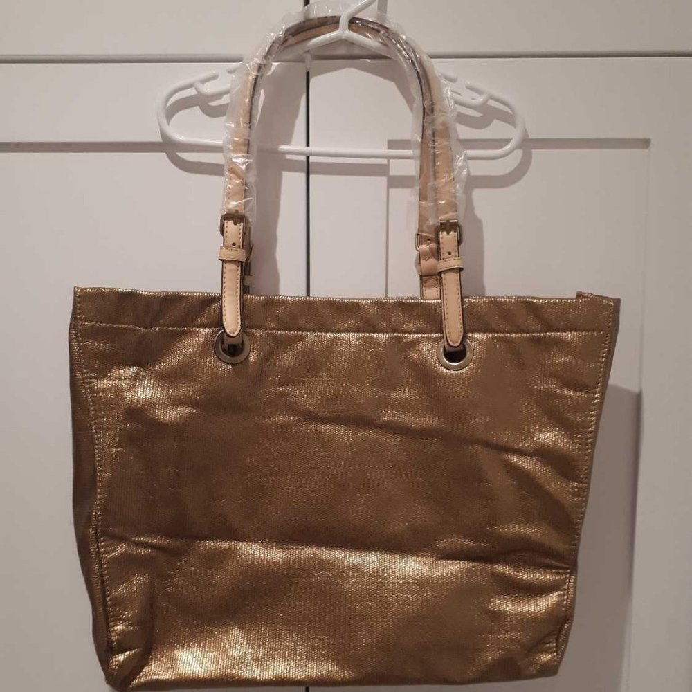 Sunset Glazed Sachel by Avon brand new!
